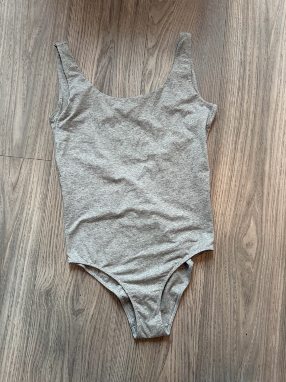 Everlane Grey Open Back Bodysuit – Size M